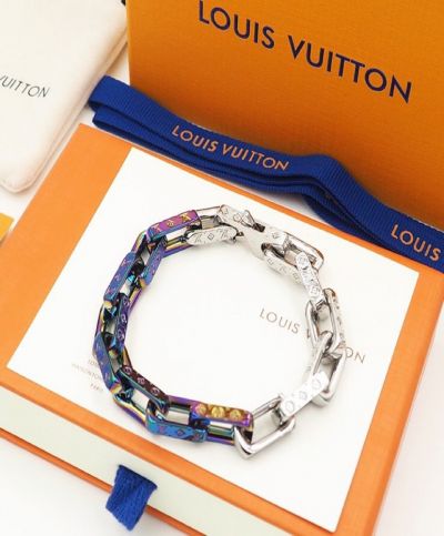  Louis Vuitton LV Chain Links Monogram LV Signature Colorful Detail Men Silver-color Metal Oversized Chain Bracelet