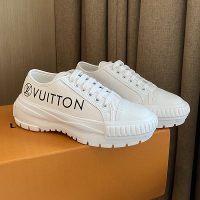 Fashion White Mesh Fabric Leather Trim Circle LV Initials Label - Top  Louis Vuitton Squad Sneaker