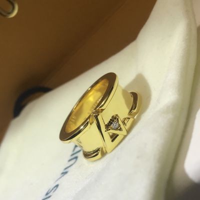  Louis Vuitton LV Volt One Band Ring Interlocking LV Signature High End Diamond Couple Rings For Men/Women Q9O58D